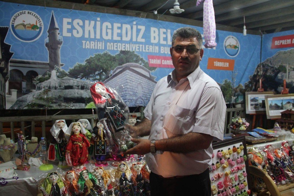 Eskigediz’in Yöresel Bebeklerine İlgi