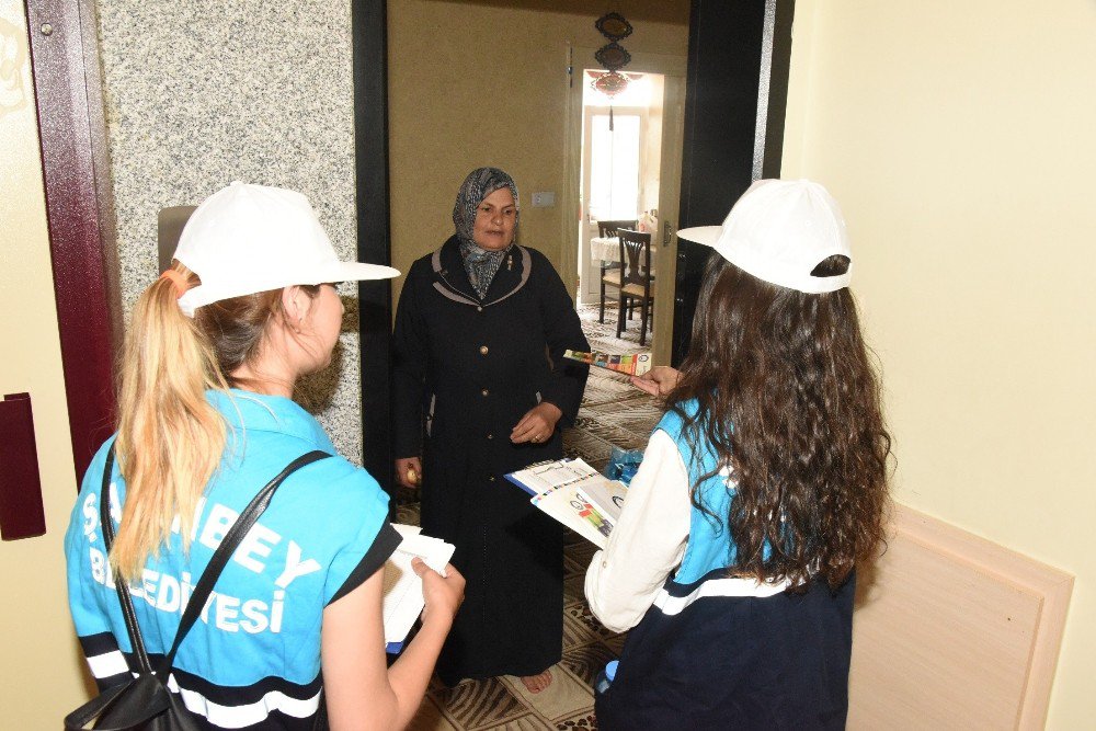 Şahinbey’de Geri Dönüşüm Bilinci Kapı Kapı Dolaşılarak Anlatılıyor