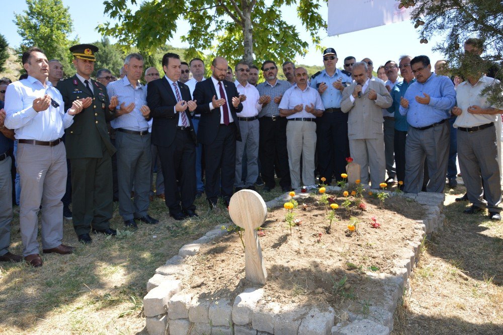 Niksar’da Şehitlikler Ziyaret Edildi