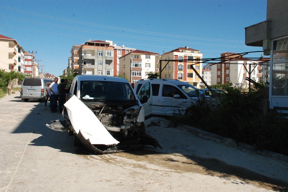 Tekirdağ’da Trafik Kazası: 3 Yaralı