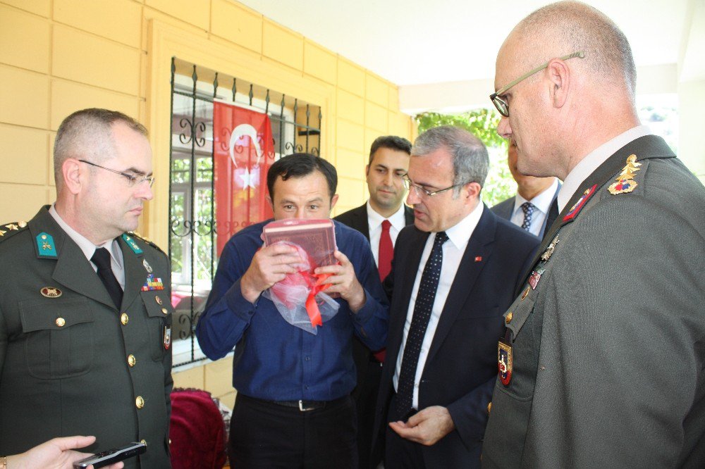 Tokat’ta 15 Temmuz Şehit Aileleri Ve Gazileri Evlerinde Ziyaret Edildi