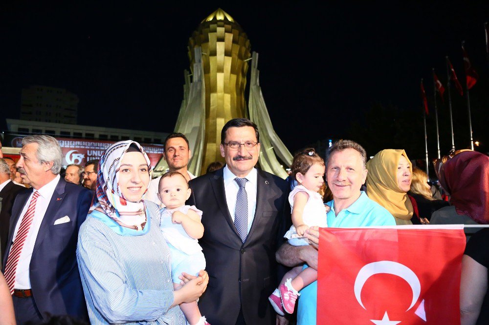 Keçiören 15 Temmuz Demokrasi Nöbetine Başladı