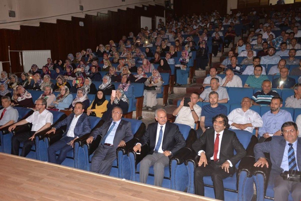 Müftü Hüseyin Hazırlar: Hiçbir Güç Allah Aşkı Ve Vatan Sevgisiyle Dolu Yüreklerden Daha Üstün Olamaz