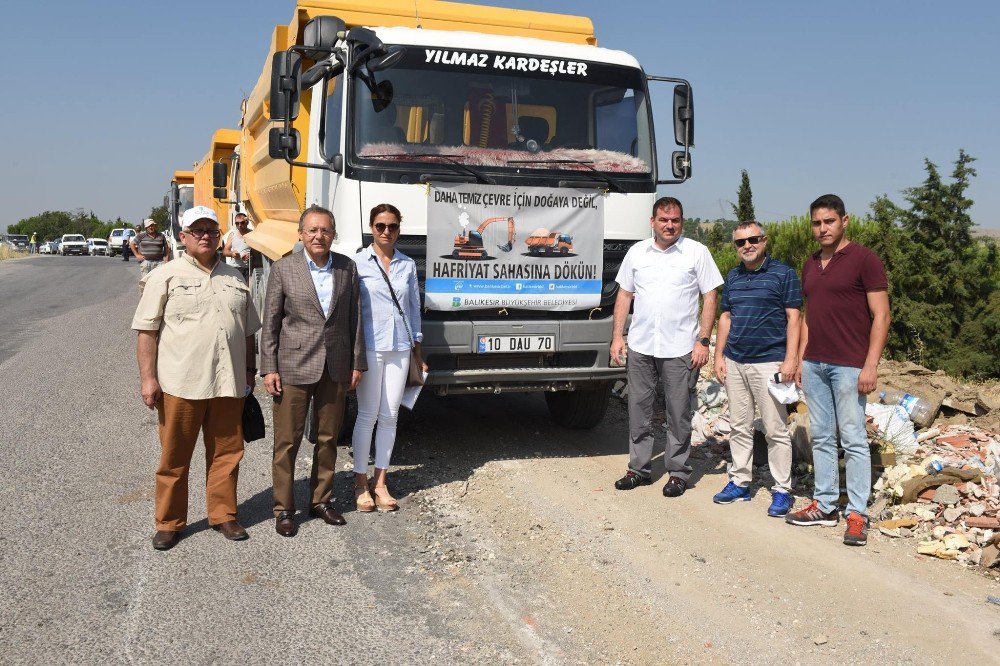 Büyükşehir Hafriyat Temizliğine Başladı