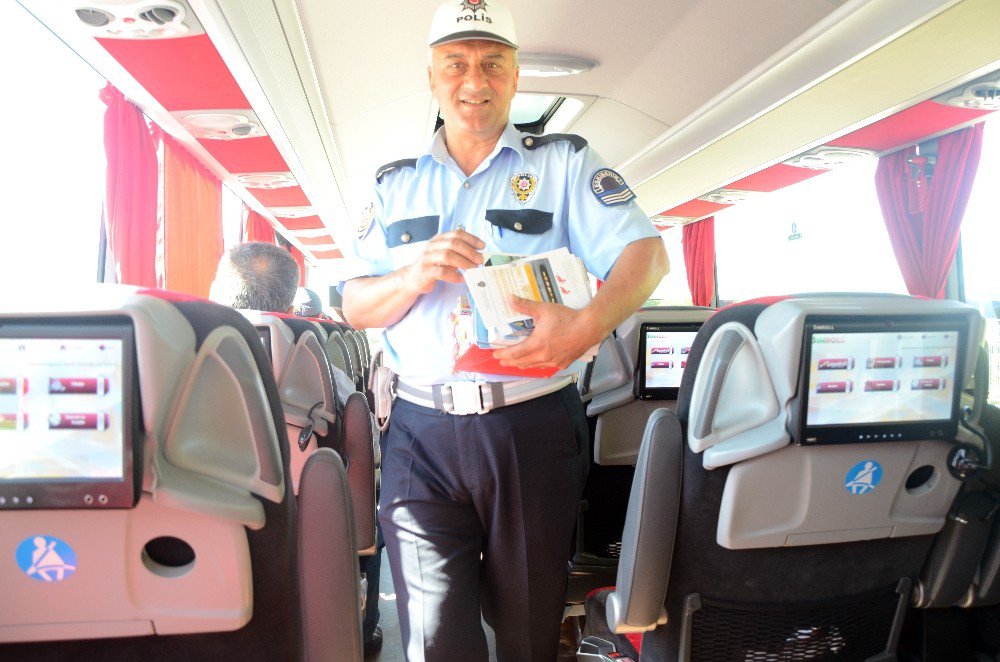 Uzun Yol Otobüslerinde Emniyet Kemeri Bilgilendirmesi Yapıldı