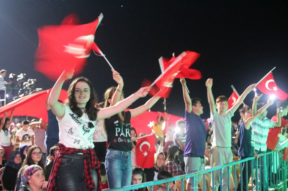 Başkan Özaltun: “15 Temmuz’u Gençlerimize Unutturmayacağız”