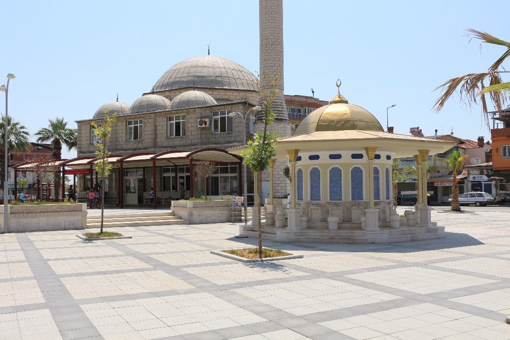 Germencik Kent Meydanı’nda Yapımı Tamamlanan Şadırvan Göz Kamaştırıyor