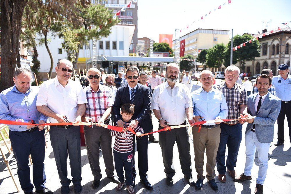 İha’nın, "Oradaydık, Unutmadık, Unutturmadık" Adlı Fotoğraf Sergisi Çorum’da Açıldı