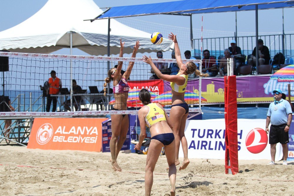 Alanya’da Kadınlar Plaj Voleybolu Avrupa Şampiyonası