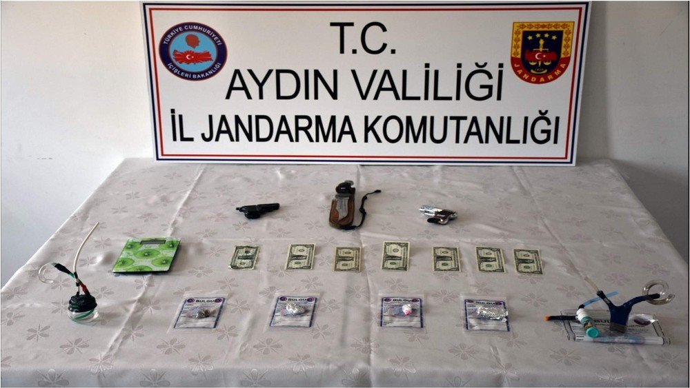 Söke’de Jandarmadan Uyuşturucu Tacirlerne Darbe; 4 Tutuklama