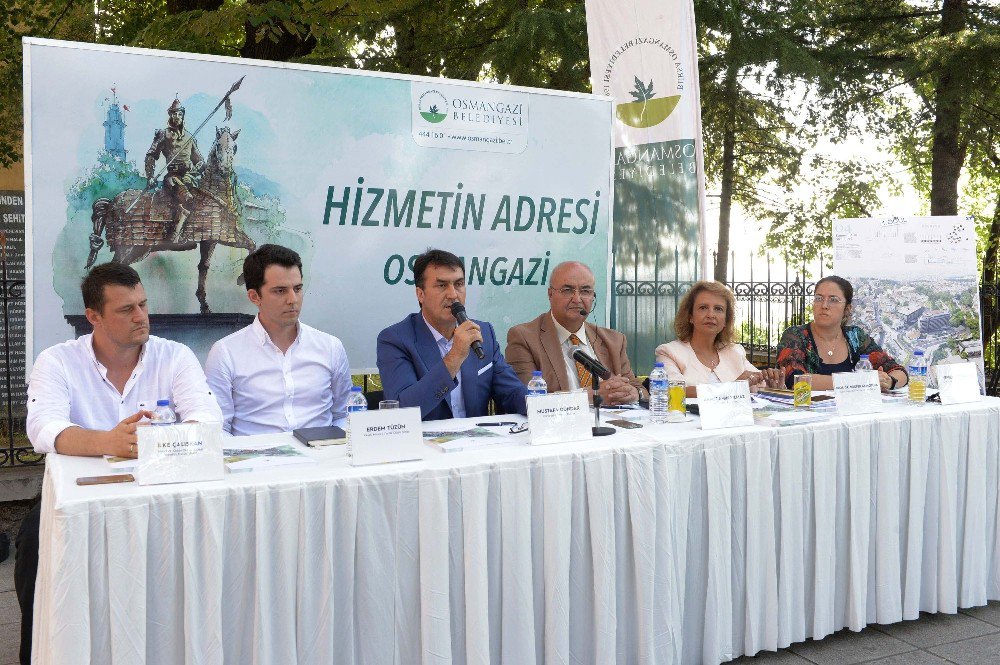 Çekirge Meydanı Projesinde Vatandaşın Görüşü Alındı