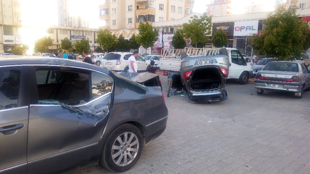 Gaziantep’te Şaşırtan Kaza: 3 Yaralı