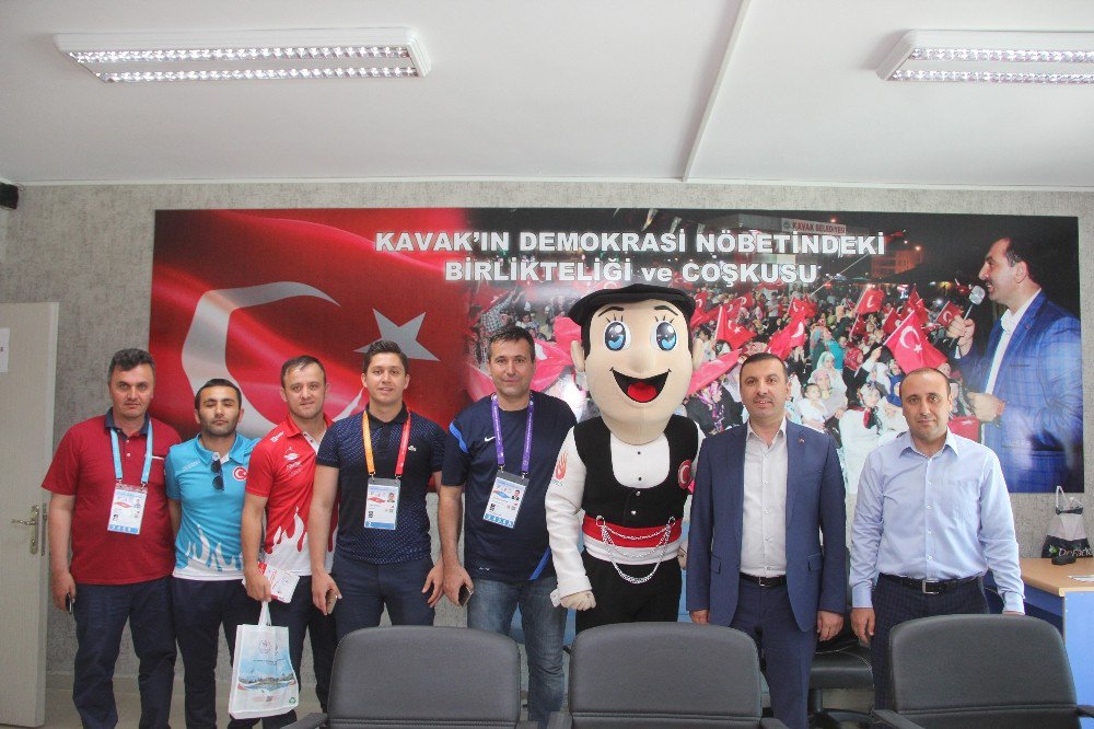 Sarıcaoğlu’ndan Çakır’la Olimpiyatlara Davet