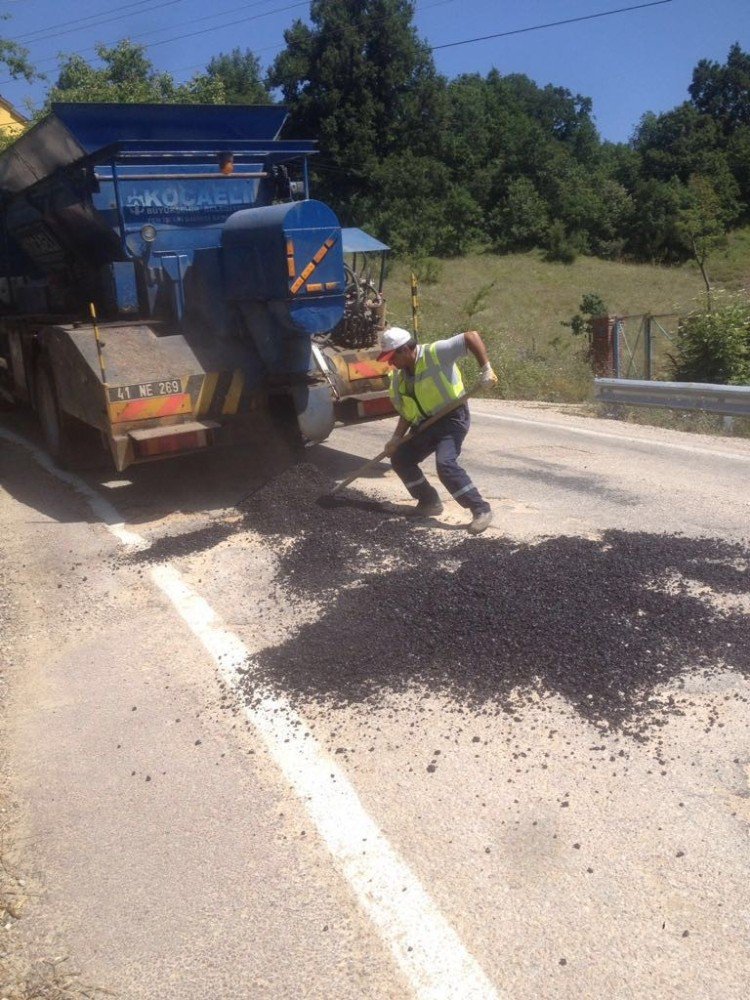 Körfez’de Bozulan Yollar Tamir Ediliyor