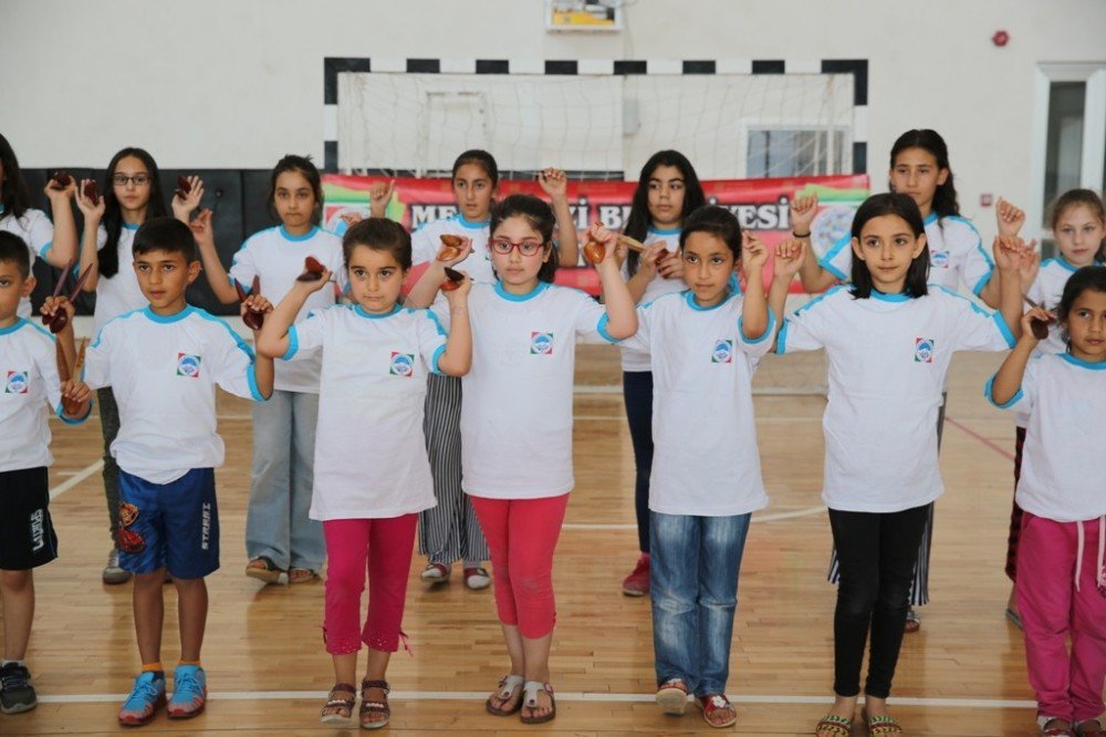 Melikgazi Belediyesi Yaz Okulları Hem Eğitiyor, Hem Öğretiyor