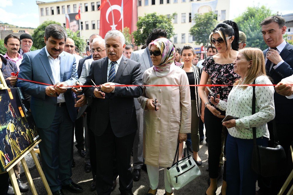 Muş Belediyesinden 15 Temmuz Fotoğraf Sergisi