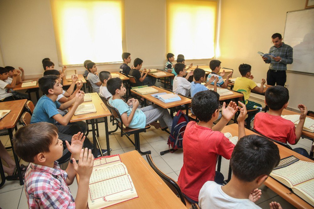 Şehitkamilli Öğrencilerden 15 Temmuz Beraberliği