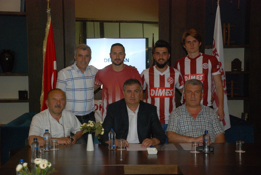 Tokatspor 3 Futbolcuyu Kadrosuna Kattı