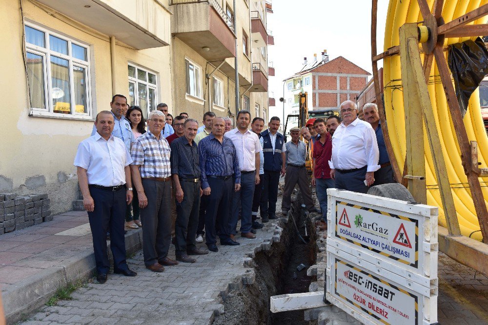 Taşköprü’de Doğalgaz Çalışması Başladı