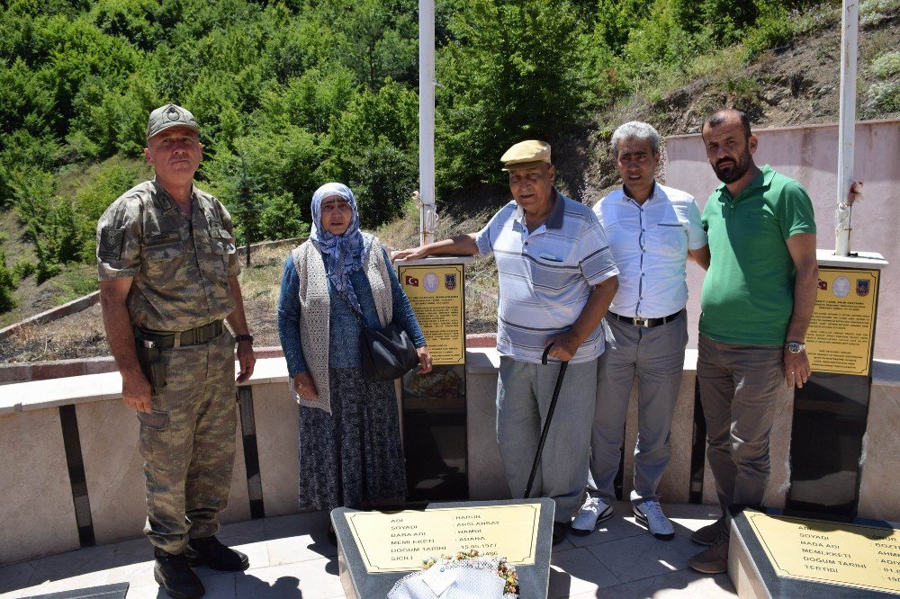 Şehit Annesinin Gözyaşları