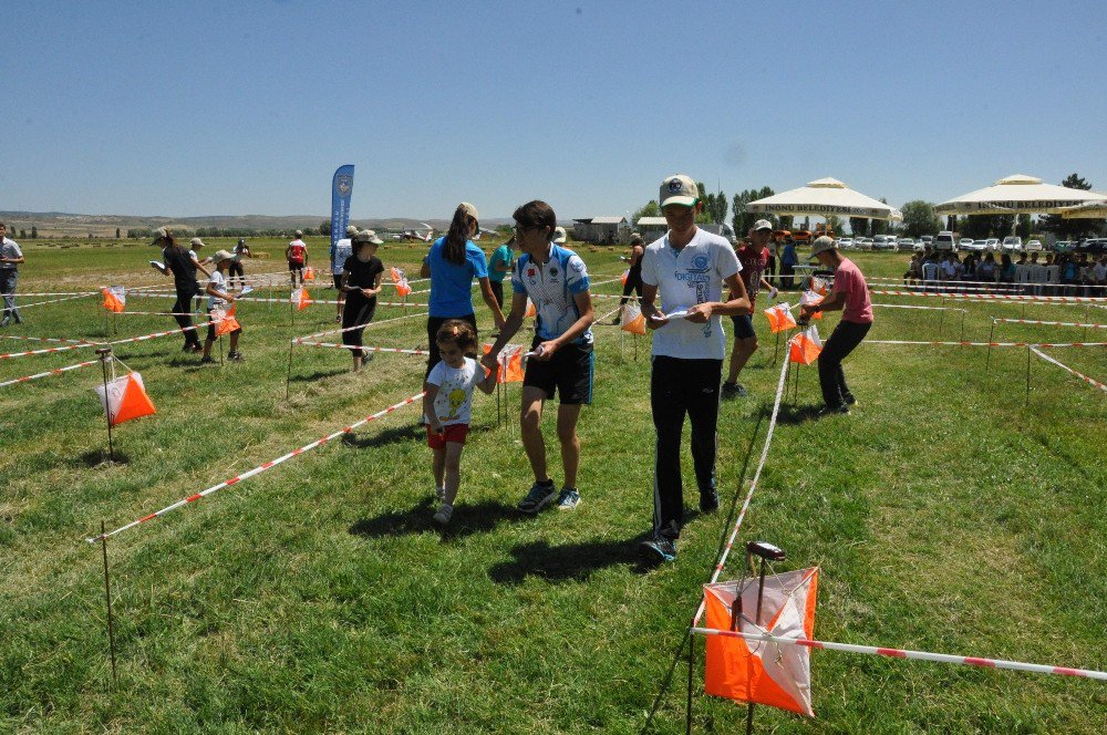 Oryantiring Sporcuları İnönü’de Yetişiyor