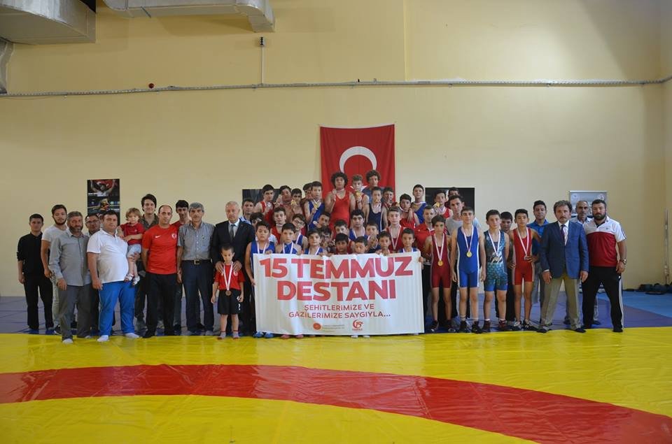 15 Temmuz Destanı Ve Milli Birlik Günü Spor Etkinlikleri Yapıldı