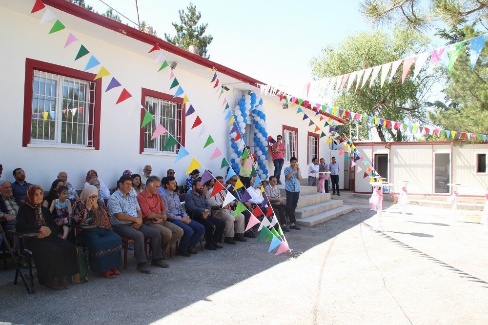 Kayseri Otizm Derneği’nin Yeni Hizmet Binası Açıldı