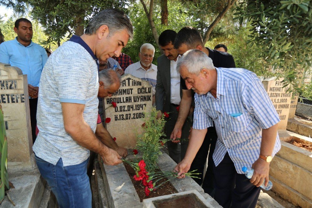 Abdullah Uyanık Mezarı Başında Anıldı