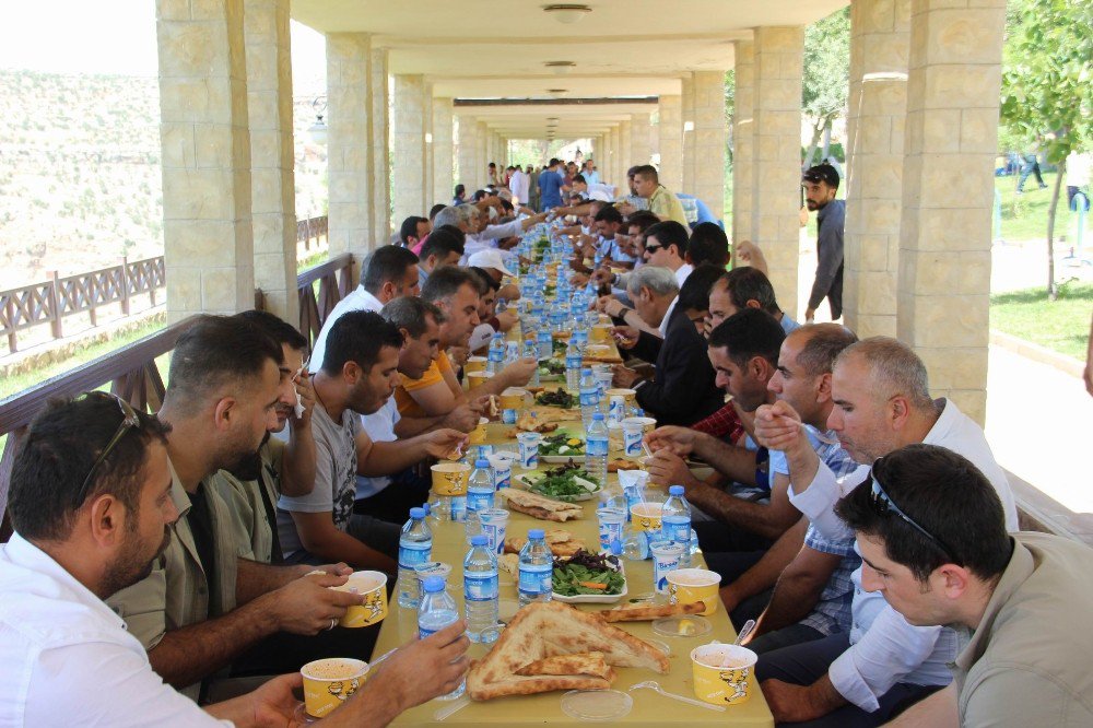 Diyarbakır’da Şehitler İçin Mevlit Okunup, Fidan Dikildi