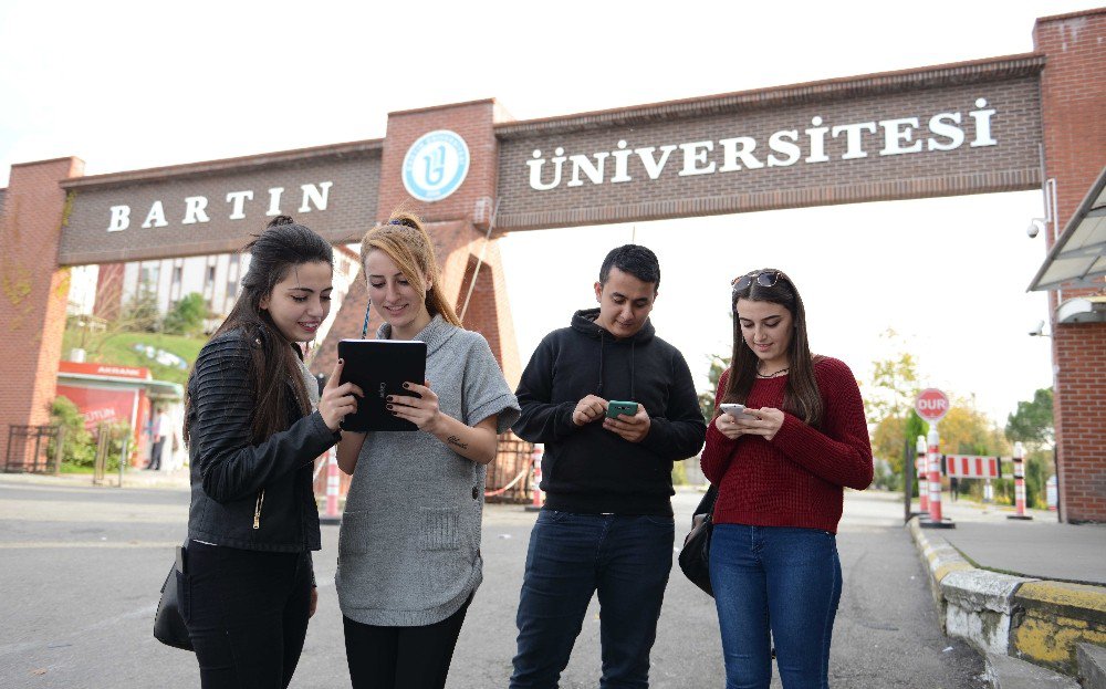 Bartın Üniversitesi “Whatsapp İletişim Hattı” Kuruldu