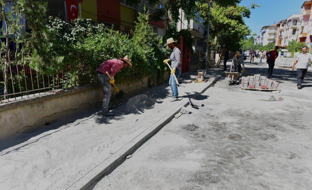 Başkan Gürkan Çalışmalarını Yerinde İnceledi