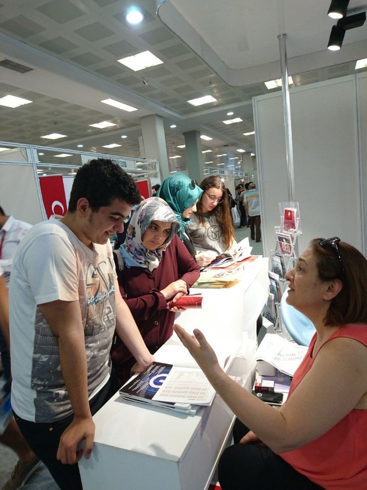 Bülent Ecevit Üniversitesi Ankara’da Tercih Fuarına Katıldı