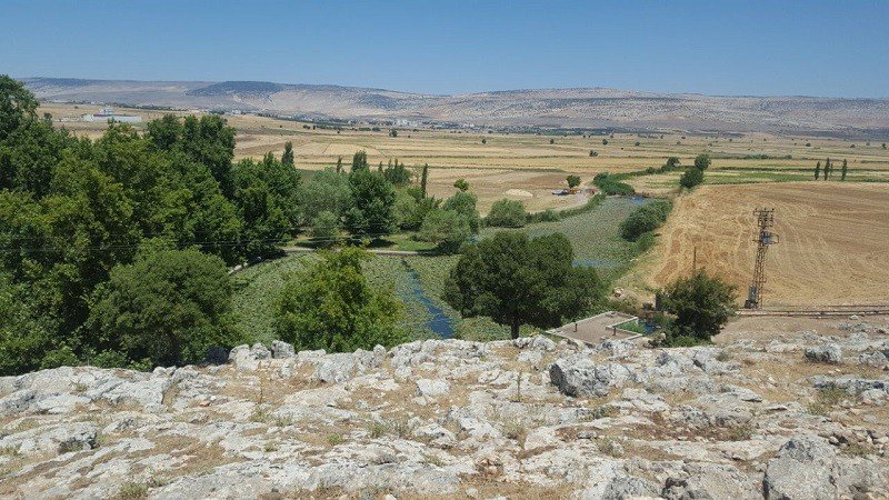 Gaziantep’te Sıcaktan Bunalan Gençler Karapınar Gölüne Koşuyor