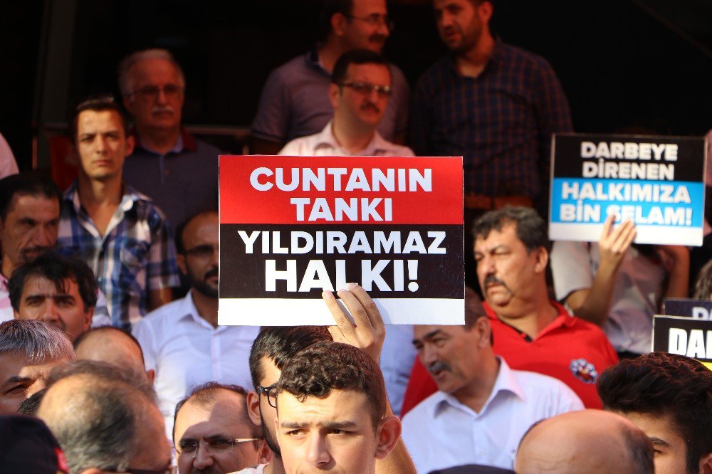 Kahramanmaraşlı Stk’lar: “15 Temmuz Bir Milletin Yeniden Doğduğu Gündür”