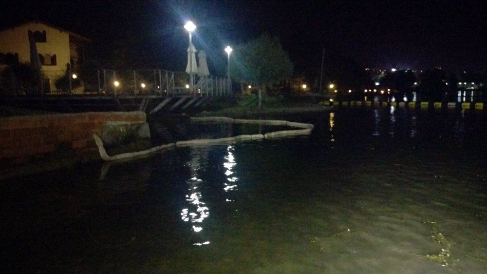 Sapanca Gölü’ne Akaryakıt Sızıntısı Önlendi