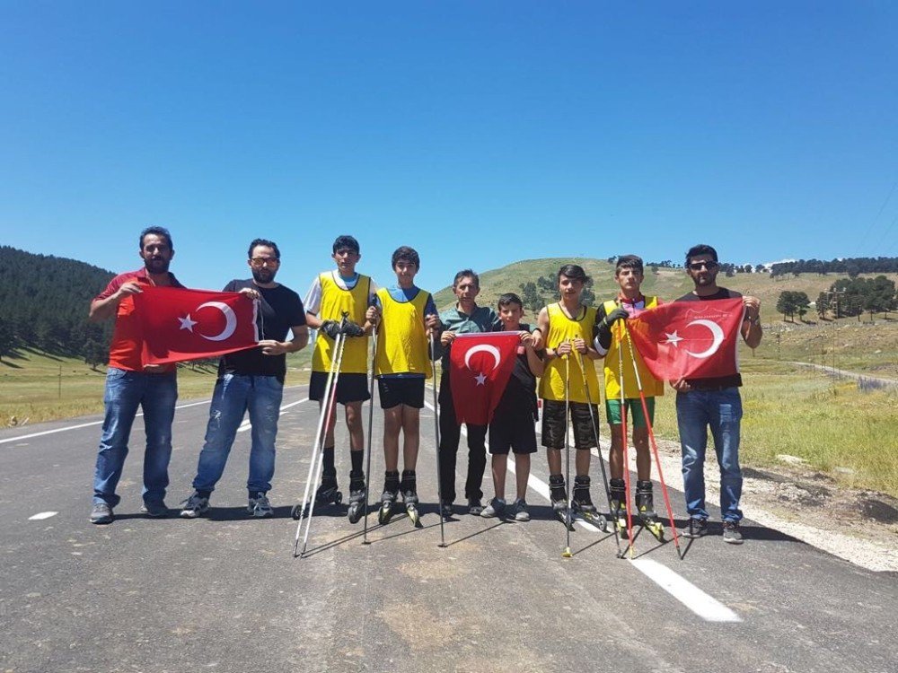 Sarıkamış’ta 15 Temmuz Şehitleri Ve Gazileri Anısına Turnuva Düzenlendi