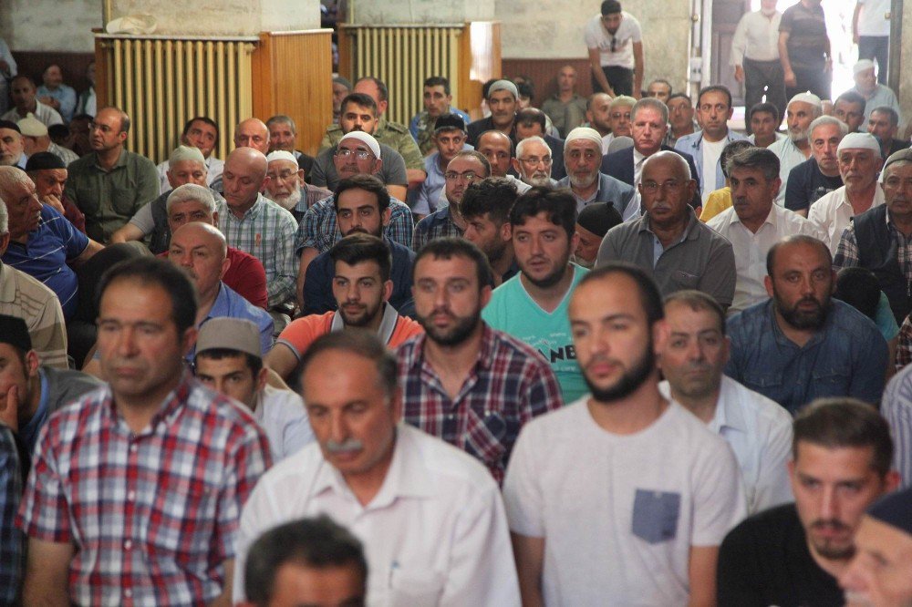 15 Temmuz Şehitleri İçin Mevlit Okutuldu