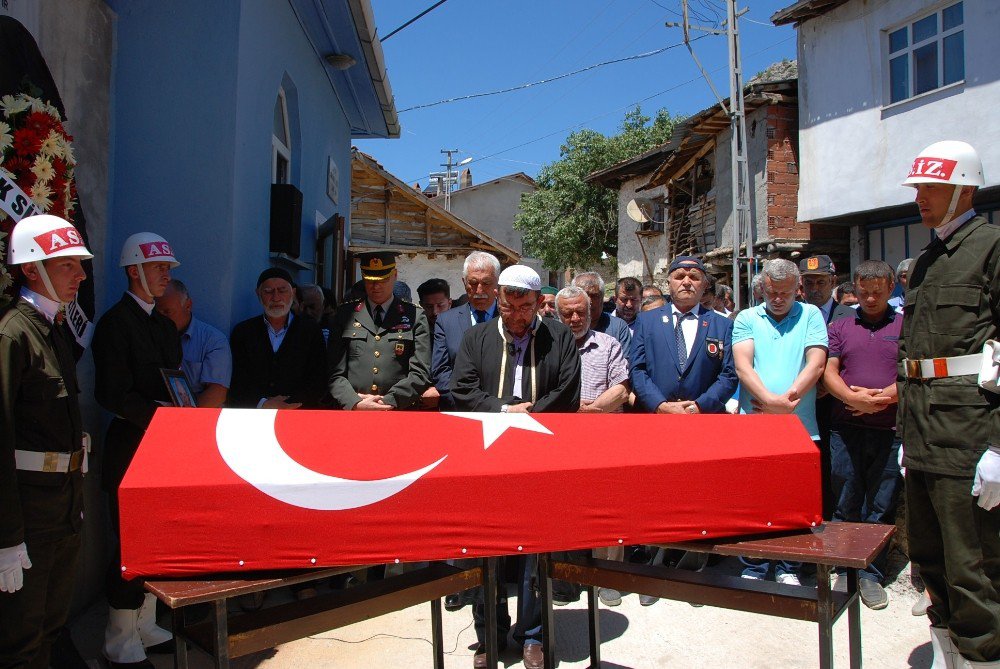 Kıbrıs Gazisi Son Yolculuğuna Uğurlandı