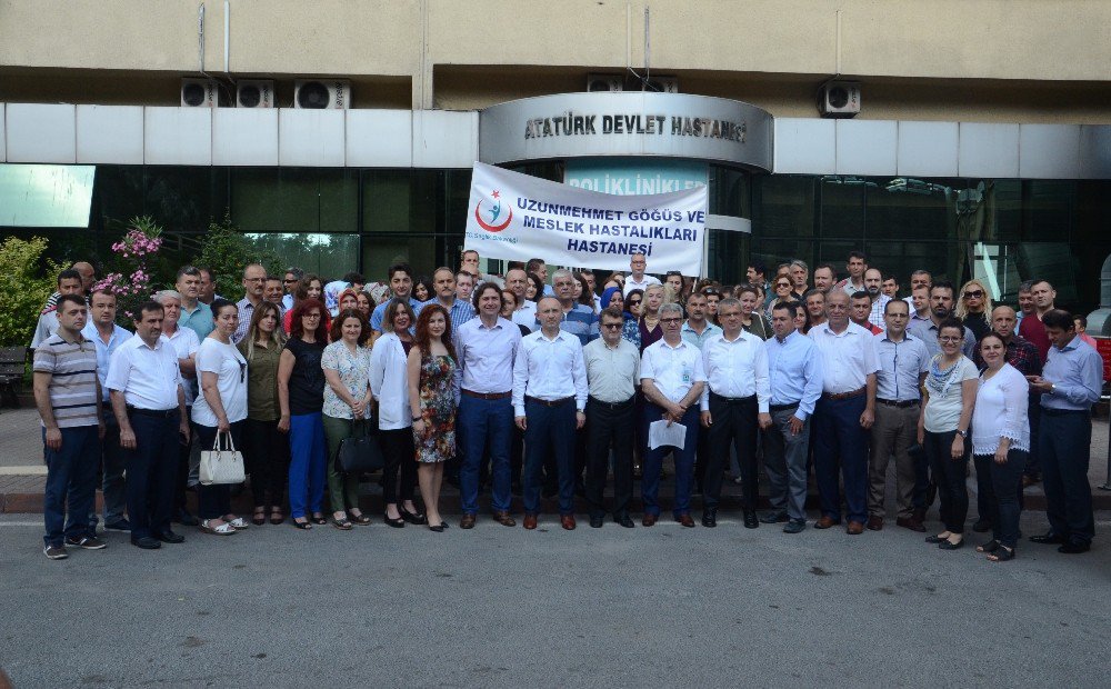 Sağlık Çalışanları Milli Birlik Günü’nde Kan Bağışladı