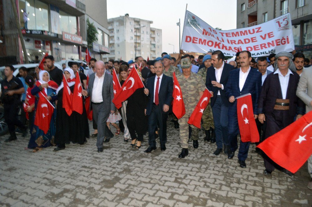 Şırnak’ta 15 Temmuz Demokrasi Yürüyüşü Yapıldı