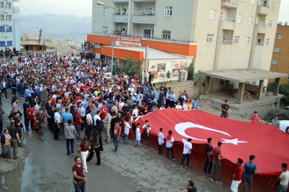 Şırnak’ta 15 Temmuz Demokrasi Yürüyüşü Yapıldı