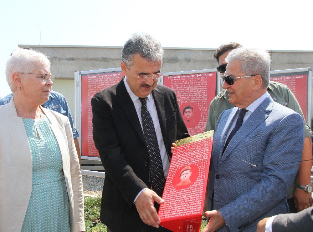 15 Temmuz Şehitleri İçin Yüksek İrtifa Balonu Havalandı