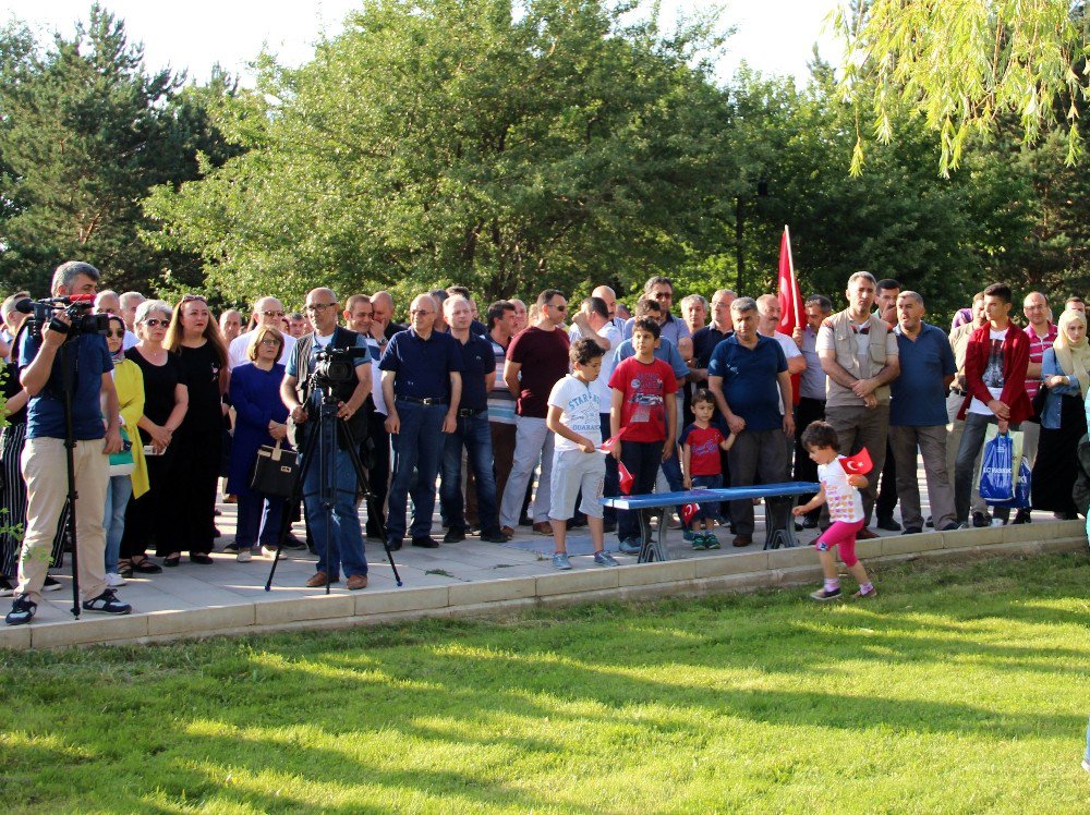 15 Temmuz Şehitlerini Simgeleyen Anıt Açıldı