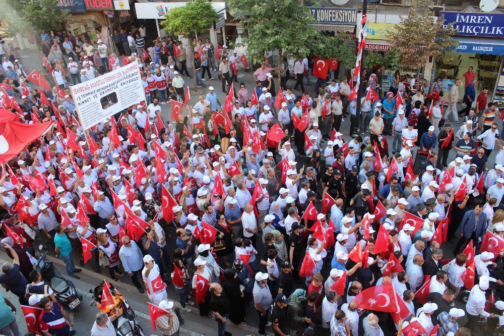 Tekirdağlılar 15 Temmuz Şehitleri İçin Yürüdü