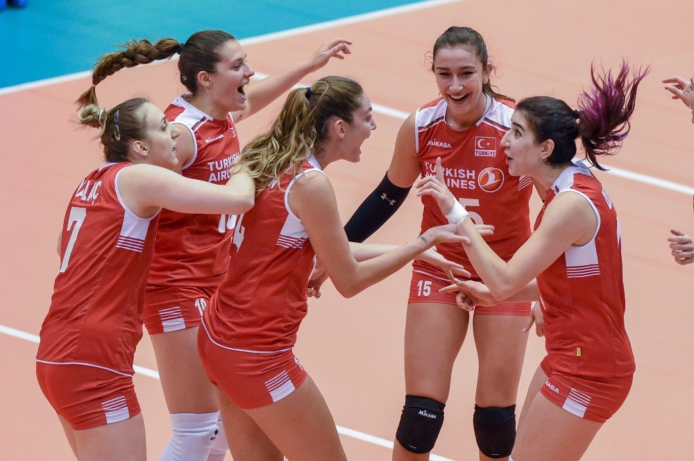 Voleybolda Kadın Milliler, Çin’e Mağlup Oldu