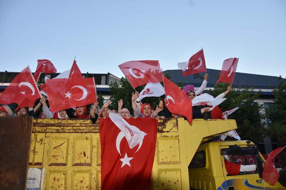 15 Temmuza Kamyonu İle Adını Yazdıran Hanım Bursa’da Unutulmadı