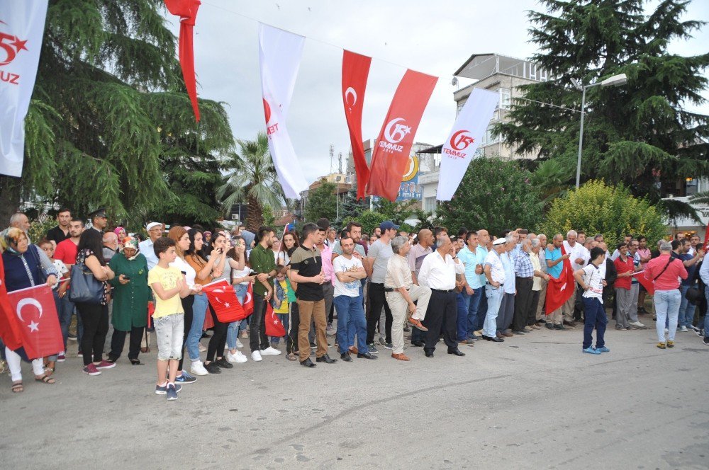 Bafra’da 15 Temmuz Nöbeti