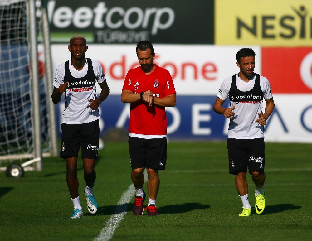 Beşiktaş Hazırlıklarını Sürdürdü