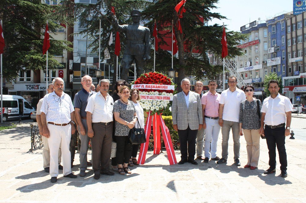 Chp Tokat İl Başkanlığı’ndan 15 Temmuz Çelengi