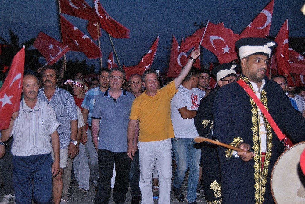 Fethiye’de 15 Temmuz Milli Birlik Yürüyüşü